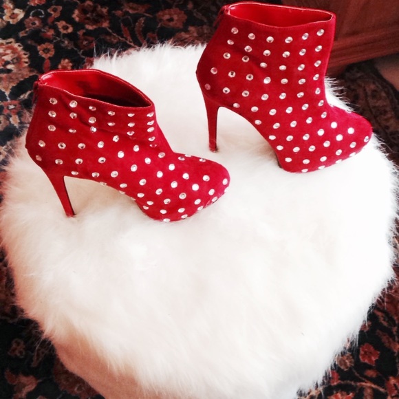 Never been worn suede glam crystal high heel boots - Picture 5 of 5